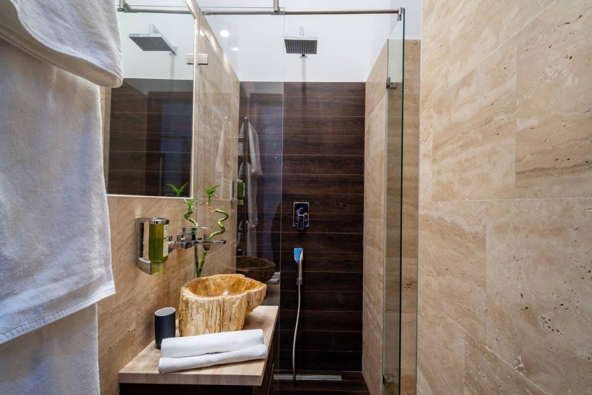Central Luxy Design Apartment 布达佩斯 外观 照片